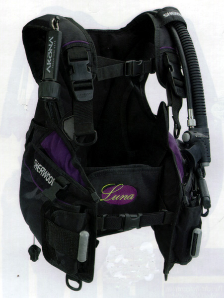 Picture of Recalled Scuba Buoyancy Compensator Devices (BCDs)